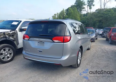 2017 Chrysler Pacifica Touring-L из США, поврежденный, VIN 2C4RC1BG6HR524009